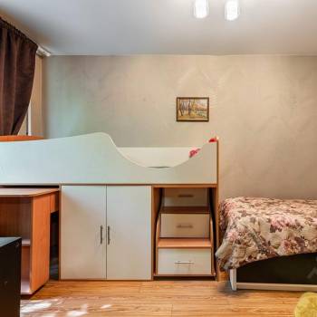 Продается 3-х комнатная квартира, 54 м²