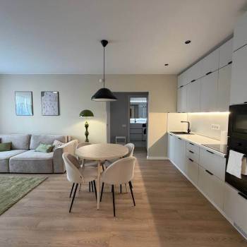 Продается 2-х комнатная квартира, 57,5 м²