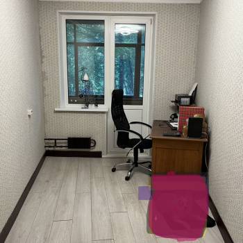 Продается Многокомнатная квартира, 76,1 м²