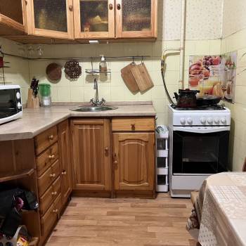 Продается Многокомнатная квартира, 76,1 м²