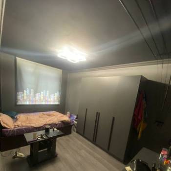 Продается Многокомнатная квартира, 90,7 м²