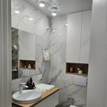 Продается 1-комнатная квартира, 42 м²