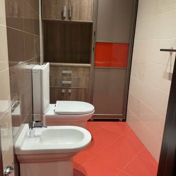 Сдается 2-х комнатная квартира, 74 м²