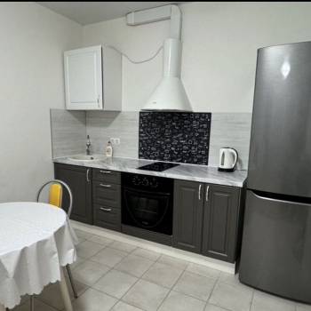 Сдается 1-комнатная квартира, 39 м²