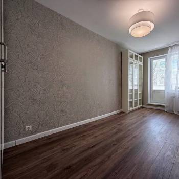 Продается 3-х комнатная квартира, 59 м²