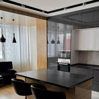 Продается 3-х комнатная квартира, 90 м²