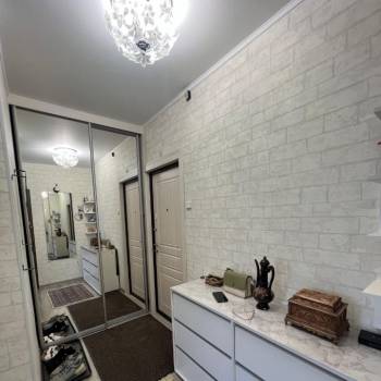 Продается 1-комнатная квартира, 37,6 м²