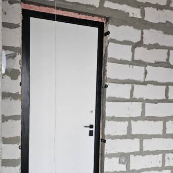 Продается 1-комнатная квартира, 81,9 м²