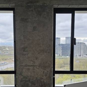 Продается 1-комнатная квартира, 81,9 м²