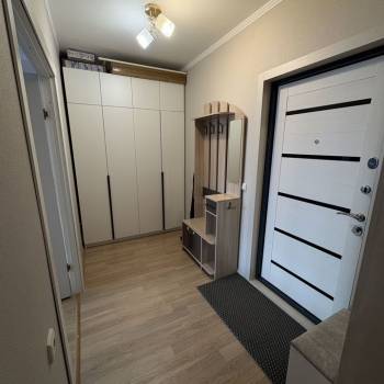 Продается 1-комнатная квартира, 44 м²