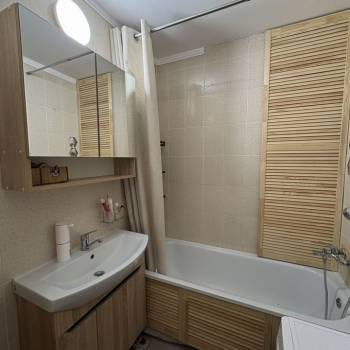 Продается 1-комнатная квартира, 44 м²