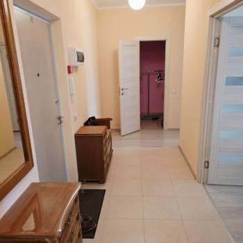 Сдается 2-х комнатная квартира, 64 м²
