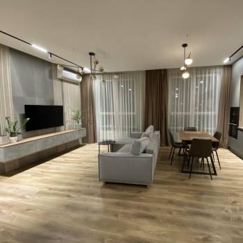 Продается 2-х комнатная квартира, 70,4 м²
