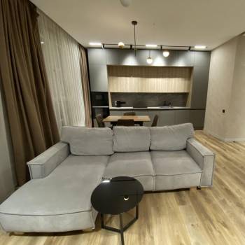 Продается 2-х комнатная квартира, 70,4 м²