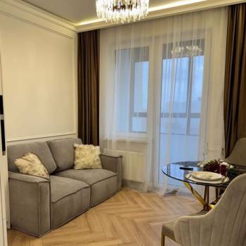 Сдается 1-комнатная квартира, 40 м²