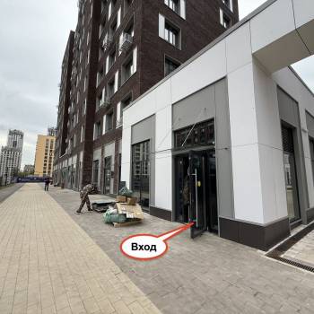 Сдается Нежилое помещение, 176 м²