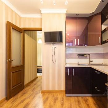 Сдается 1-комнатная квартира, 50 м²
