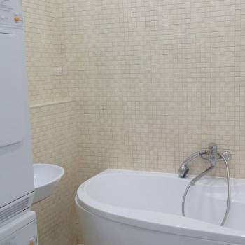 Продается Многокомнатная квартира, 111 м²