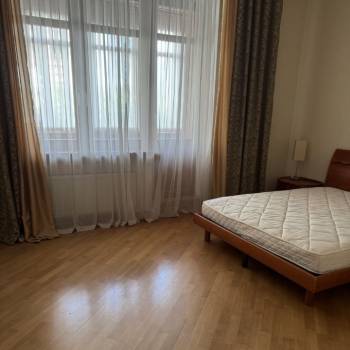 Сдается Многокомнатная квартира, 110 м²