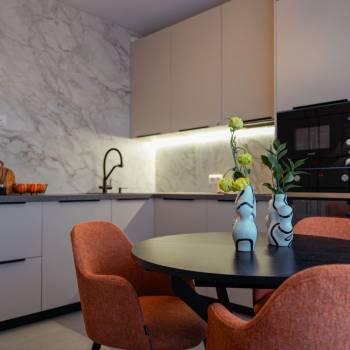 Сдается 1-комнатная квартира, 42 м²