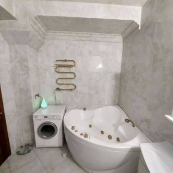 Продается Многокомнатная квартира, 86 м²