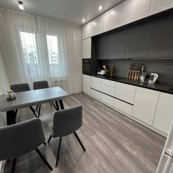 Сдается 2-х комнатная квартира, 56,3 м²