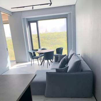 Продается 2-х комнатная квартира, 55 м²