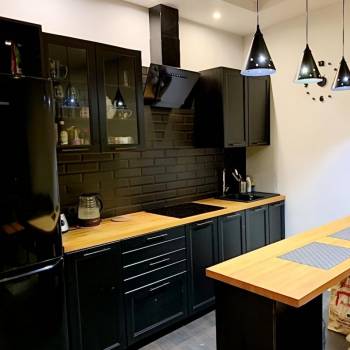 Продается 1-комнатная квартира, 46 м²