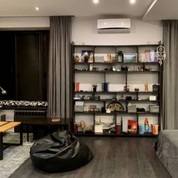 Продается 1-комнатная квартира, 46 м²