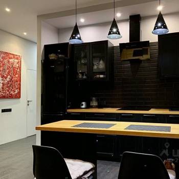 Продается 1-комнатная квартира, 46 м²