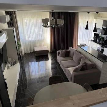 Продается Дом, 180 м²