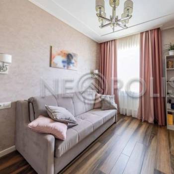 Продается Дом, 180 м²