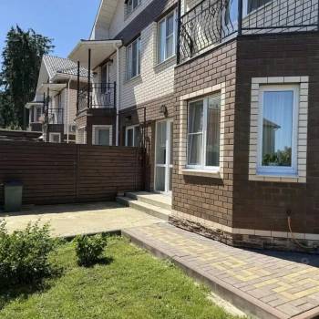 Продается Дом, 180 м²