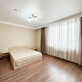 Сдается 1-комнатная квартира, 50 м²
