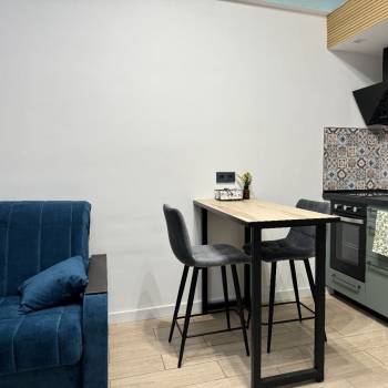 Продается 1-комнатная квартира, 18,4 м²