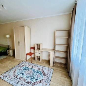 Сдается 1-комнатная квартира, 40 м²