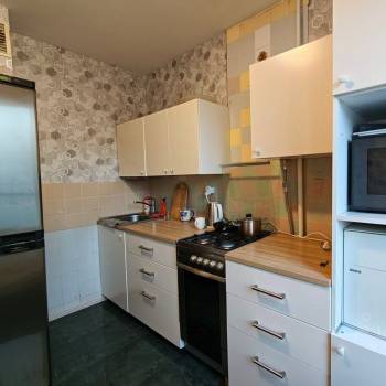 Продается 1-комнатная квартира, 39 м²