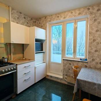 Продается 1-комнатная квартира, 39 м²