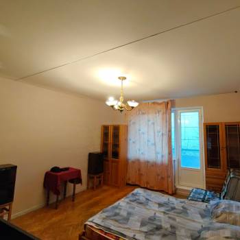 Продается 1-комнатная квартира, 39 м²