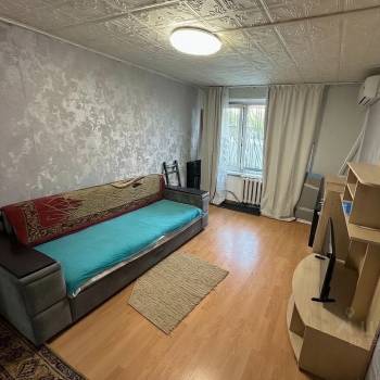 Продается 1-комнатная квартира, 34 м²