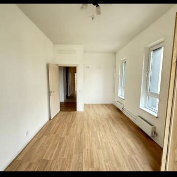 Продается 3-х комнатная квартира, 90,6 м²