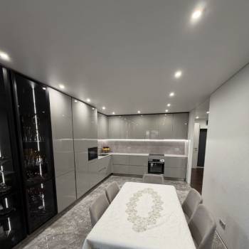 Продается Многокомнатная квартира, 108 м²