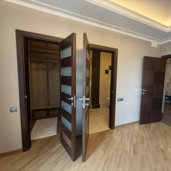 Сдается 2-х комнатная квартира, 90 м²