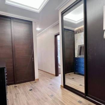 Сдается 2-х комнатная квартира, 90 м²