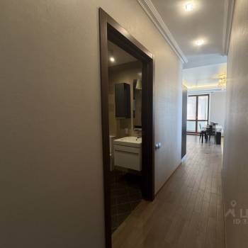 Сдается 2-х комнатная квартира, 90 м²