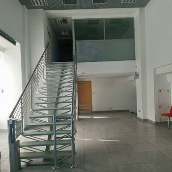 Сдается Нежилое помещение, 254 м²