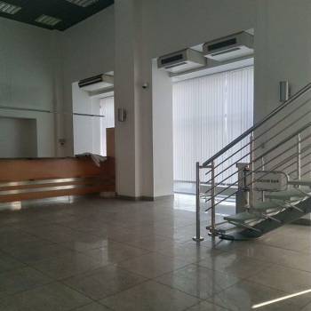 Сдается Нежилое помещение, 254 м²