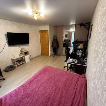 Продается 1-комнатная квартира, 36 м²