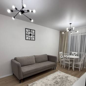 Сдается 2-х комнатная квартира, 53 м²
