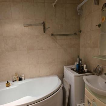 Сдается Многокомнатная квартира, 59 м²